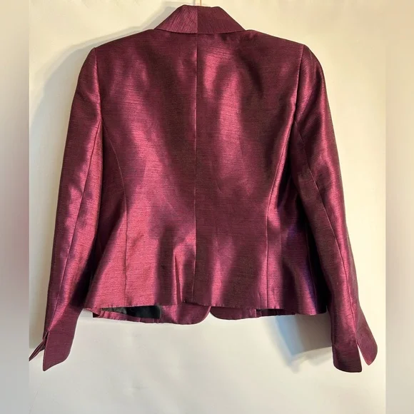 Le Suit Burgundy Skirt Set - Picture 10 of 10